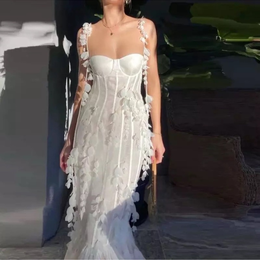 White Floral Appliqué Strappy Evening Dress